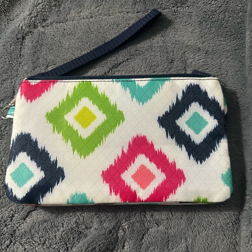 Thirty-One Colorful Patterned Women's Clutch - excellent condition